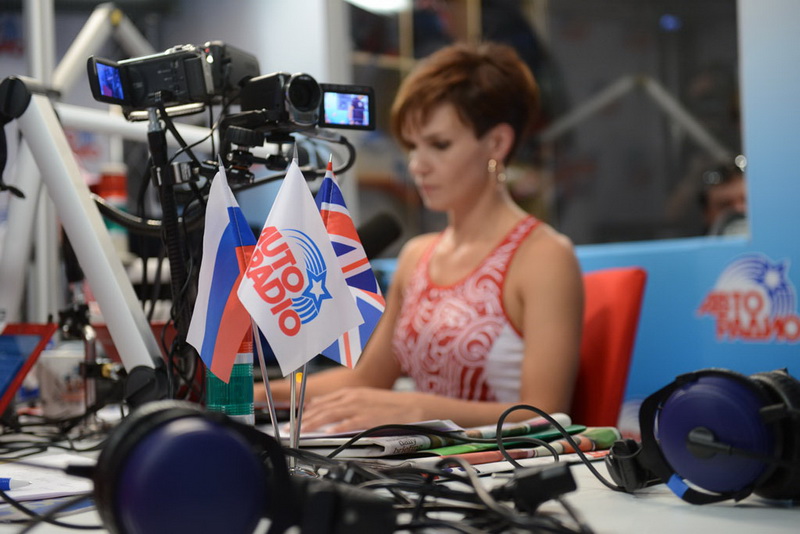 Лиза Калинина Фото В Купальнике