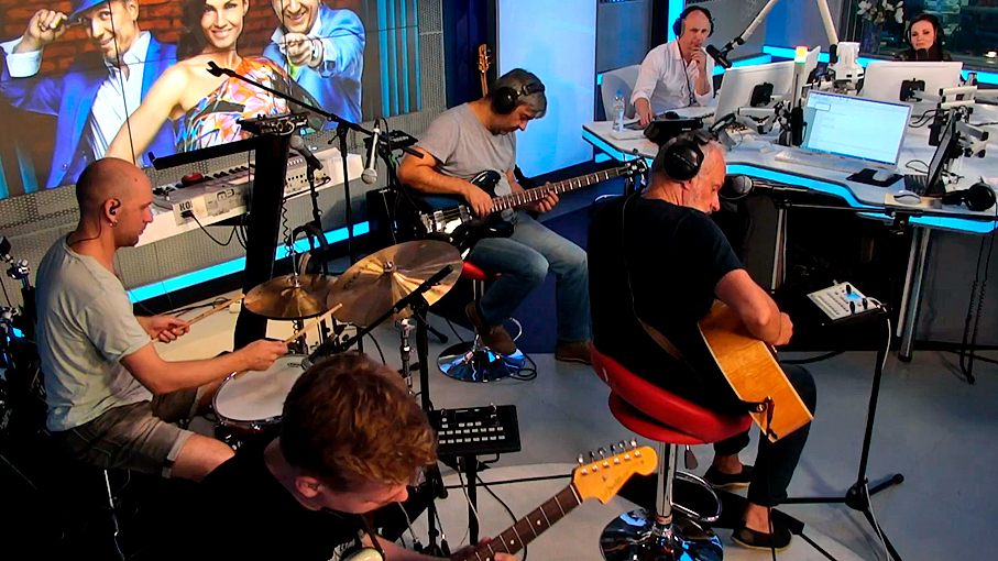 Echo live
